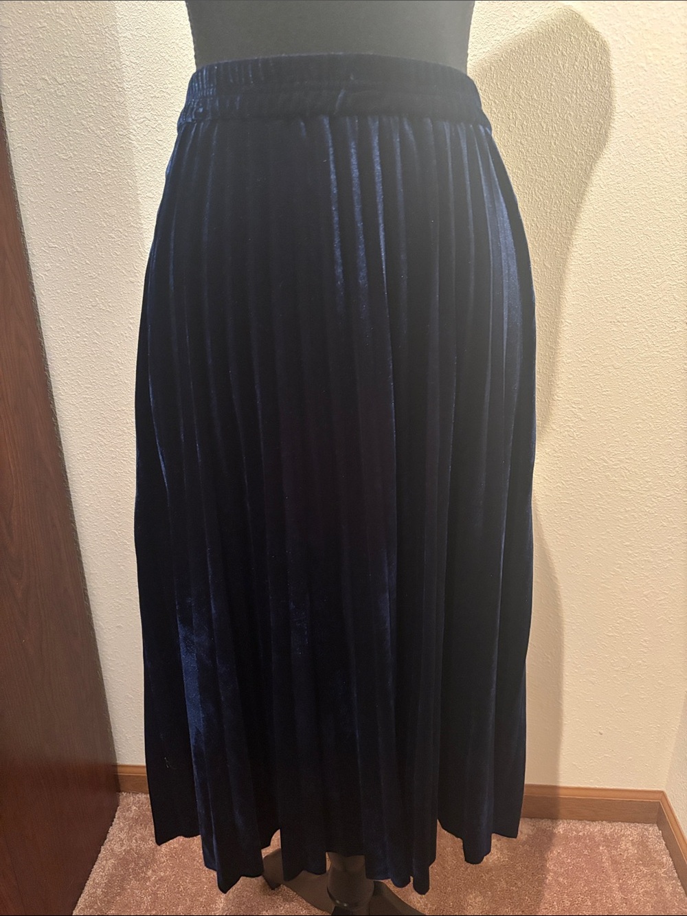 Chaps Pine Lodge Navy Blue Velvet Pleated Midi Skirt